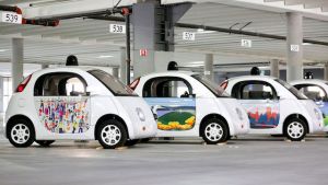 google-self-driving-cars-paint-the-town-640x360