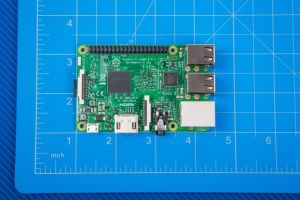 Image Credit: http://makezine.com/2016/02/28/meet-the-new-raspberry-pi-3/