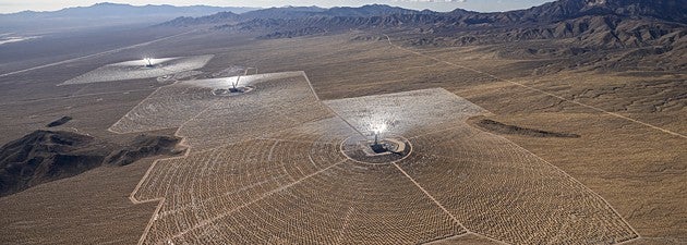 The Ivanpah Solar Electric Generating System (ISEGS) in California’s Mojave Desert. Credit: BrightSource Energy