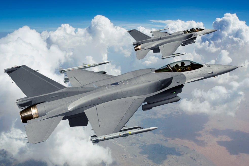 *3* The Military Just Demoed an F-16 That Flies And Executes Strikes By Itself