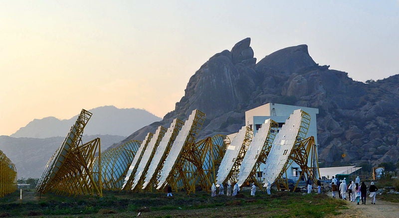 India One Solar Thermal Power Plant. Image Credit: Bkwcreator, Wikimedia