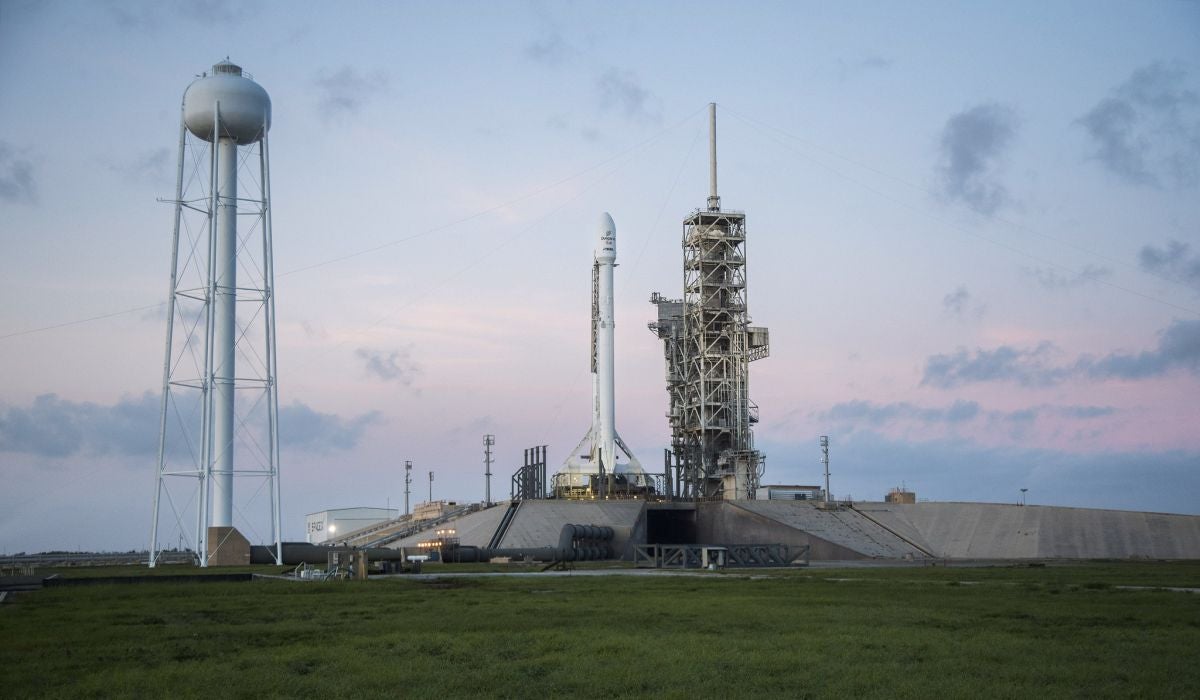 Tonight's SpaceX Launch is Breaking Records. Here's What ...