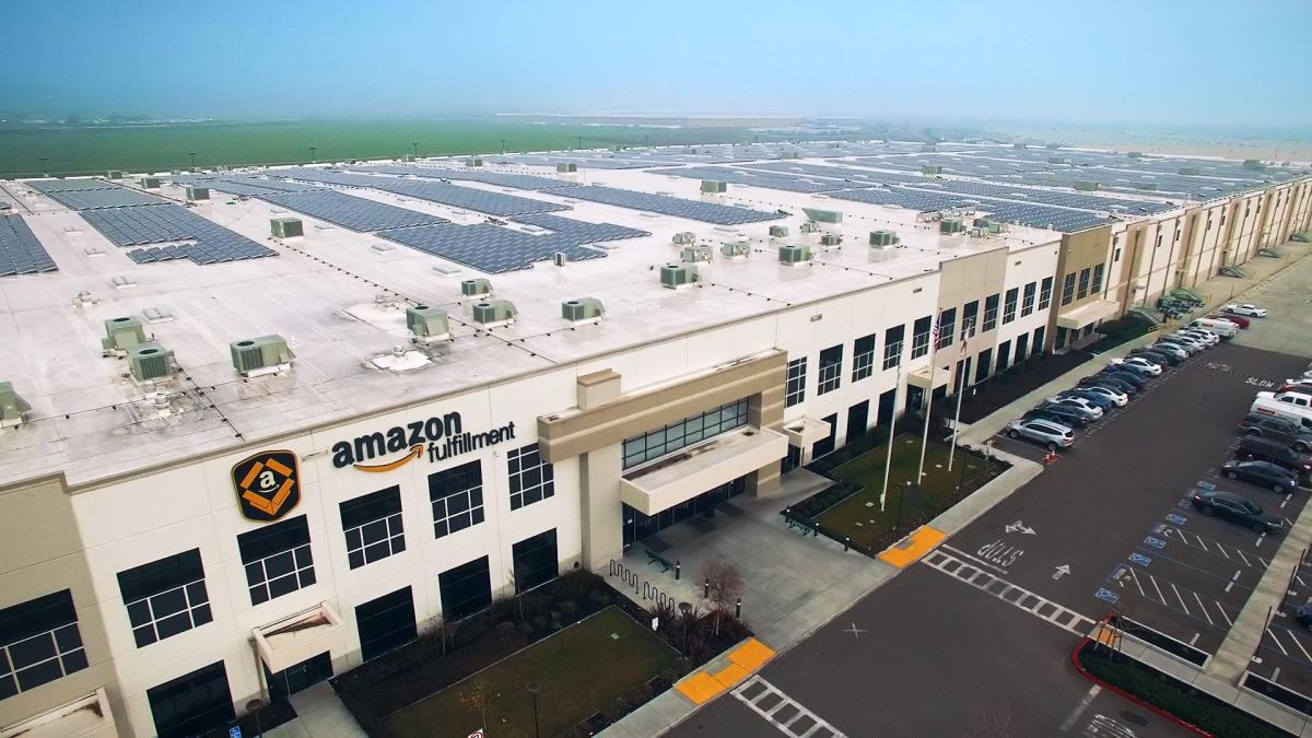 trump hates amazon