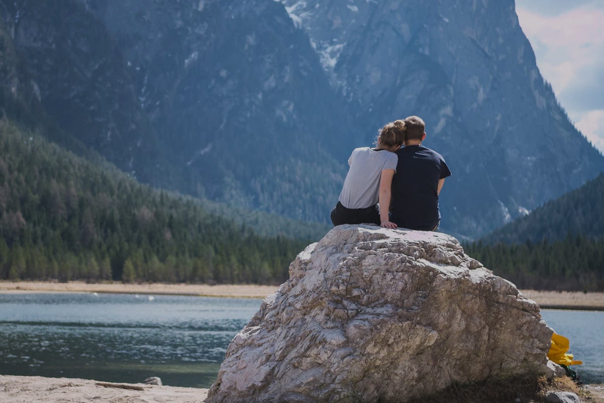 Regain.us Online couples counseling.