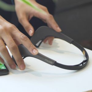 How a High Tech Headband Can Help Your Meditation Practice 4 Muse meditation head band technology